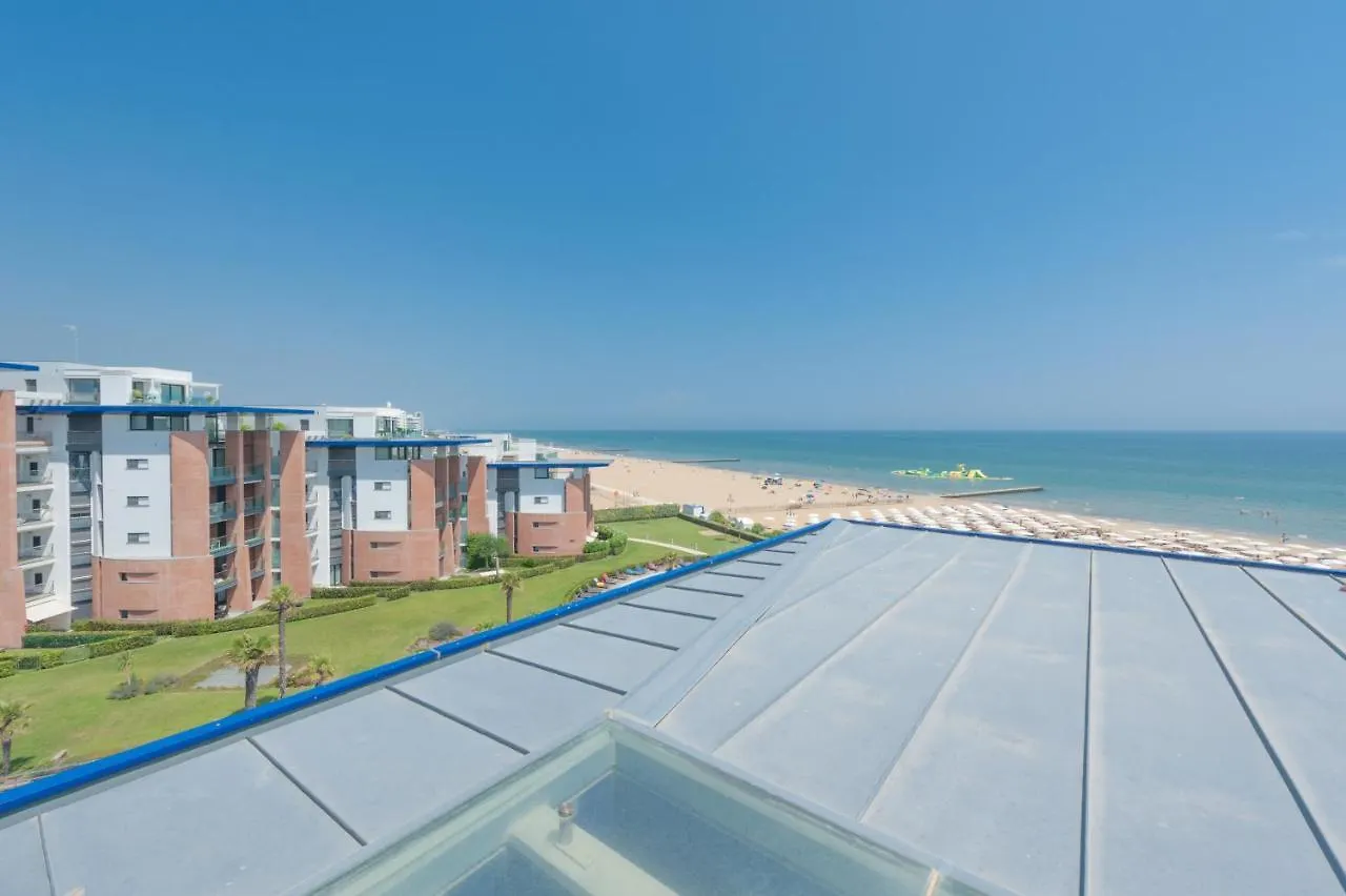 Residence Frontemar Immobiliare Pacella Lido di Jesolo 0*,  Itália